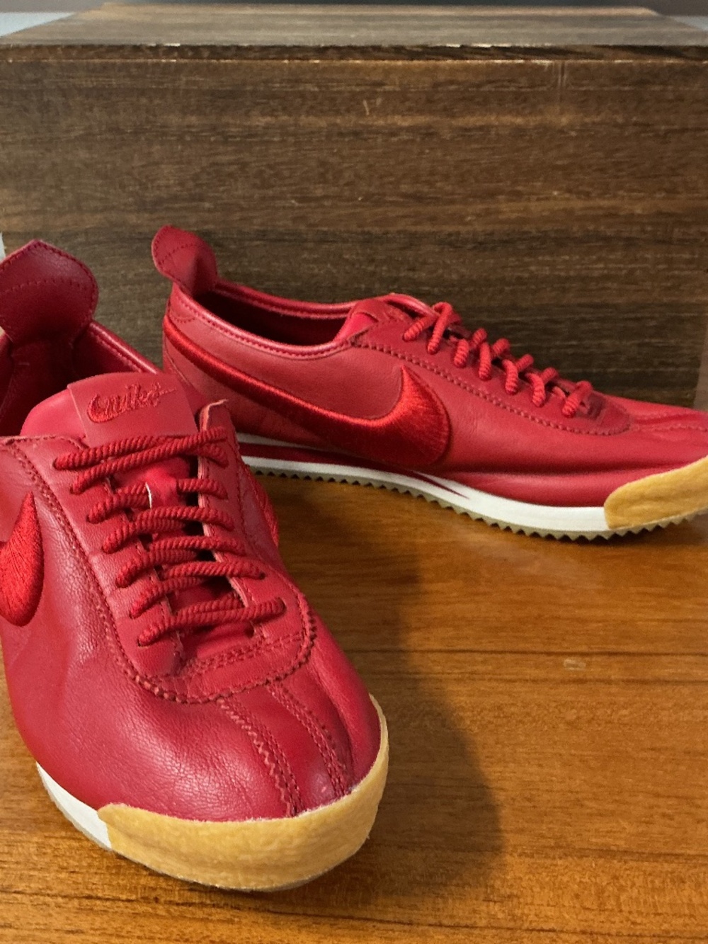Nike Women Cortez ‘72 Red Gym Red Retro Lifestyle Sneaker 881205-600 Size 8